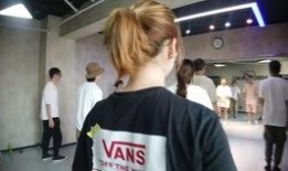 邓倩直播爆料了吗视频,揭秘幕后真相